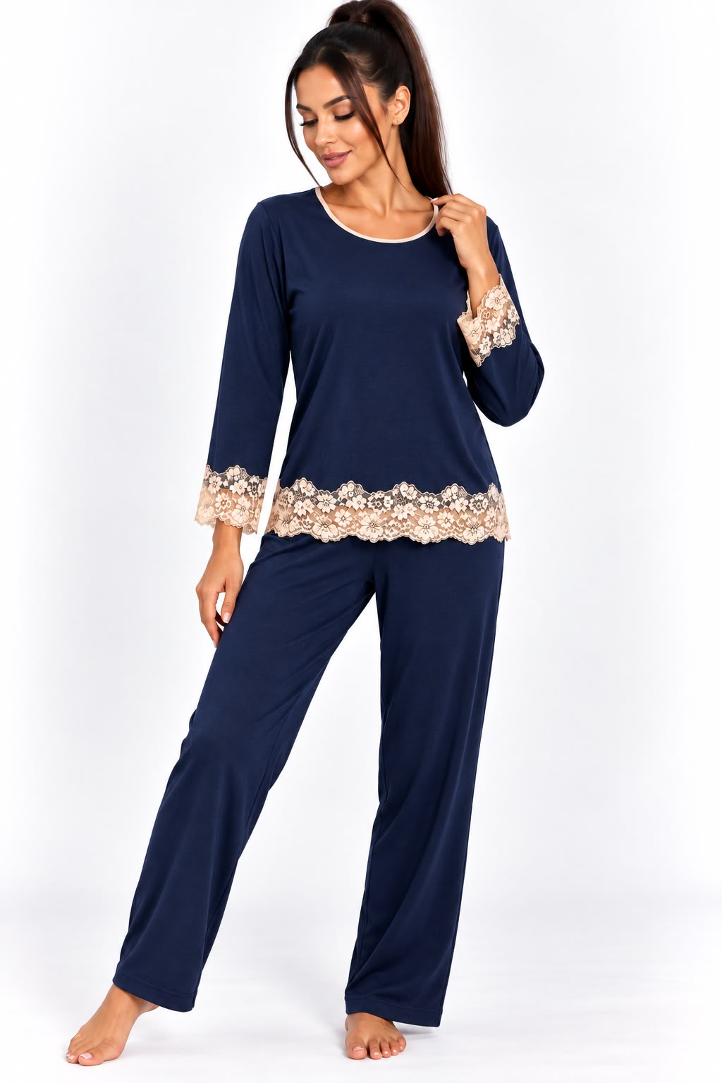 Y7028 - Pigiameria - CARESS